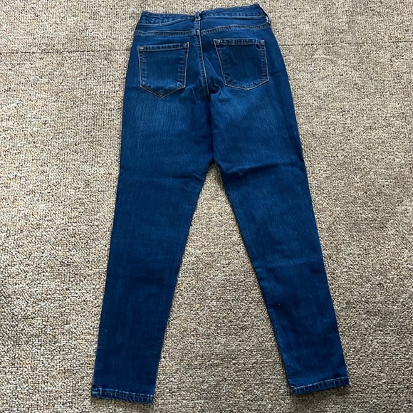 Jessica Simpson High-Rise Skinny Ankle Jeans Size 2 - Picture 3 of 7